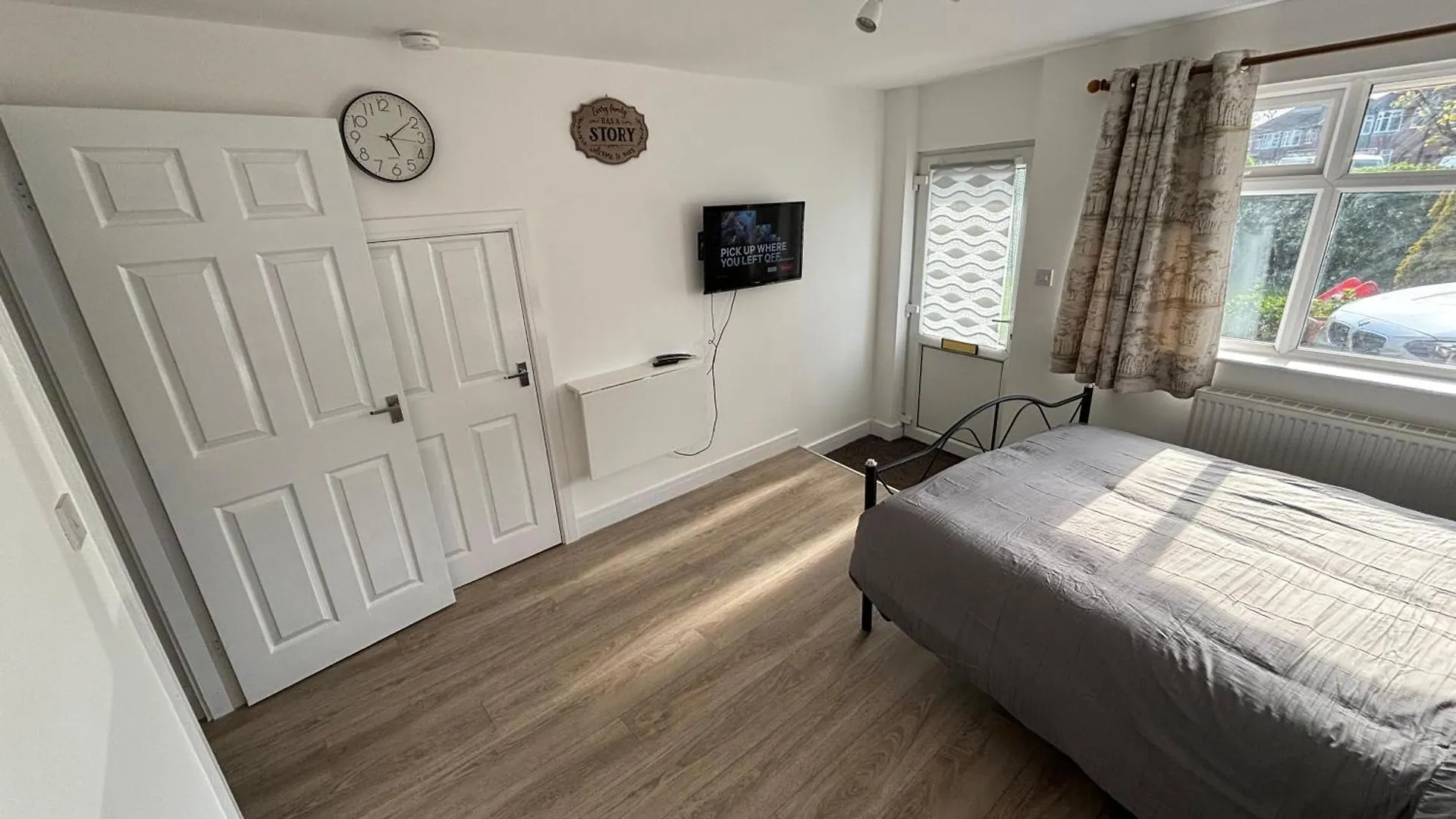 Modern & Cozy Gem - 10Min To City Center - Parking York